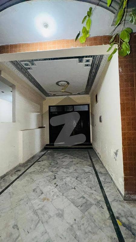 جی ۔ 11 اسلام آباد میں 6 کمروں کا 8 مرلہ مکان 2.5 لاکھ میں کرایہ پر دستیاب ہے۔ جی ۔ 11 اسلام آباد میں 6 کمروں کا 8 مرلہ مکان 2.5 لاکھ میں کرایہ پر دستیاب ہے۔