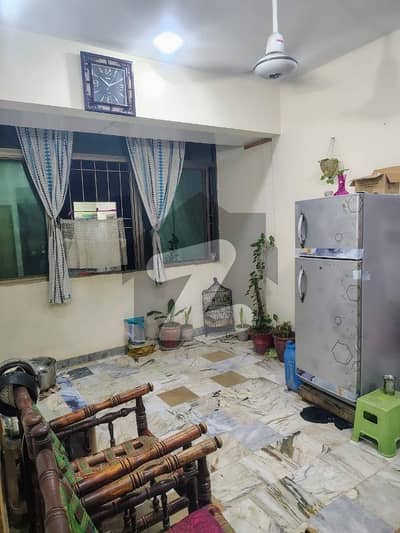 شمسی سوسائٹی شاہ فیصل ٹاؤن,کراچی میں 2 کمروں کا 3 مرلہ بالائی پورشن 46.0 لاکھ میں برائے فروخت۔