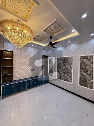 5 Marla Brand New Luxury House For Sale And Direct Meeting With Owner In Park View City Lahore. 5 Marla Brand New Luxury House For Sale And Direct Meeting With Owner In Park View City Lahore.