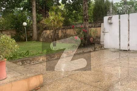 ایف ۔ 6 اسلام آباد میں 6 کمروں کا 4 کنال مکان 16.0 ارب میں برائے فروخت۔ ایف ۔ 6 اسلام آباد میں 6 کمروں کا 4 کنال مکان 16.0 ارب میں برائے فروخت۔