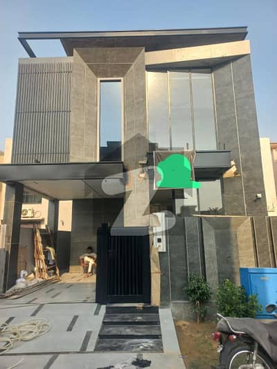 5 MARLA MODERN HOUSE FOR SALE IN DHA PHASE 9 TOWN 5 MARLA MODERN HOUSE FOR SALE IN DHA PHASE 9 TOWN