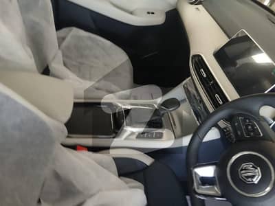 2bedroom ground floor neat and clean House