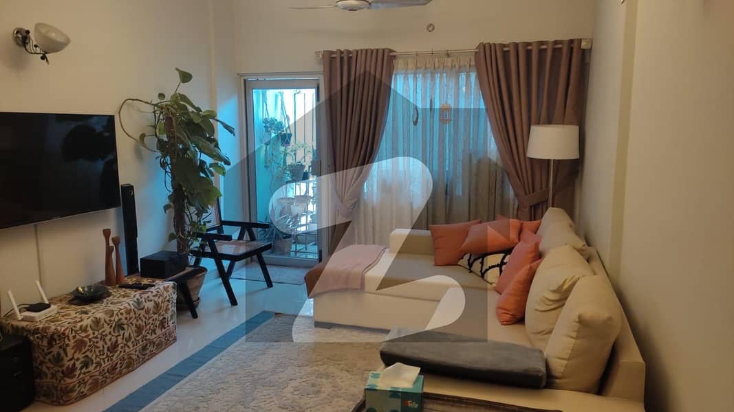 کلفٹن ۔ بلاک 8 کلفٹن,کراچی میں 2 کمروں کا 5 مرلہ فلیٹ 95.0 ہزار میں کرایہ پر دستیاب ہے۔