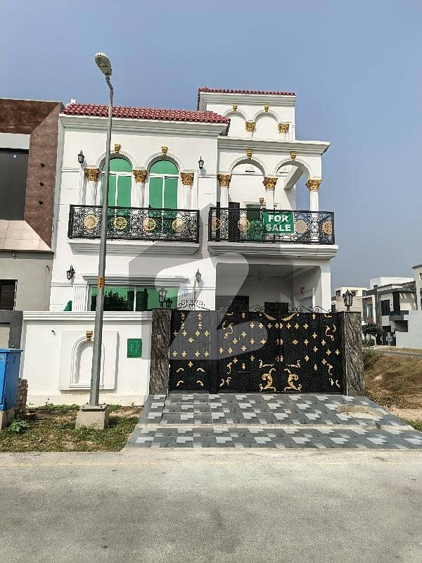 A Block Spanish House For Sale A Block Spanish House For Sale