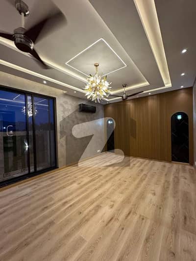 LUXURY MODERN DESIGNER 1 KANAL BRAND NEW HOUSE | PRIME LOCATION - DHA PHASE 7