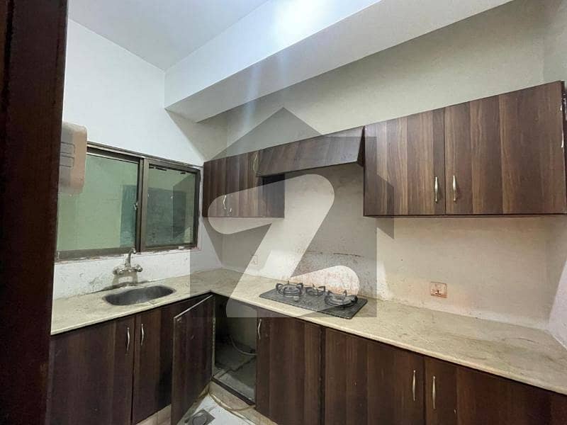 2 bed beautiful apartment available in reasonable price in d12. 2 bed beautiful apartment available in reasonable price in d12.
