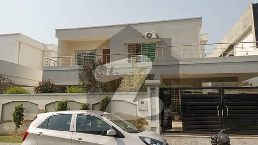 فالکن کمپلیکس نیوملیر ملیر,کراچی میں 5 کمروں کا 1 کنال مکان 2.15 لاکھ میں کرایہ پر دستیاب ہے۔ فالکن کمپلیکس نیوملیر ملیر,کراچی میں 5 کمروں کا 1 کنال مکان 2.15 لاکھ میں کرایہ پر دستیاب ہے۔