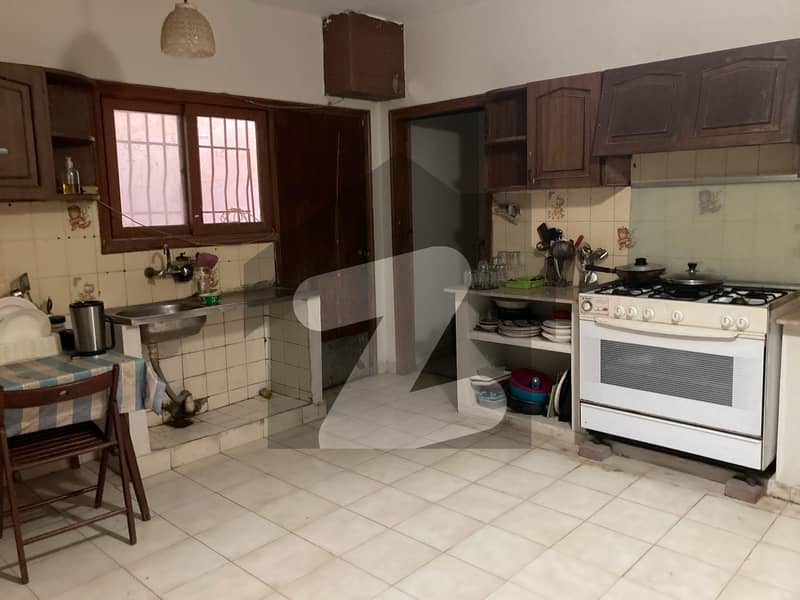 ڈی ایچ اے فیز 5 ڈی ایچ اے ڈیفینس,کراچی میں 5 کمروں کا 18 مرلہ مکان 8.5 کروڑ میں برائے فروخت۔ ڈی ایچ اے فیز 5 ڈی ایچ اے ڈیفینس,کراچی میں 5 کمروں کا 18 مرلہ مکان 8.5 کروڑ میں برائے فروخت۔