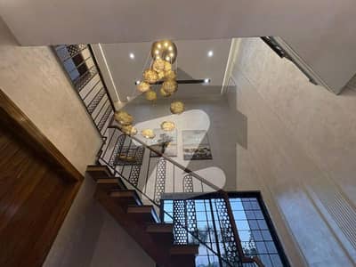 5 MARLA BRAND NEW HOUSE FOR RENT