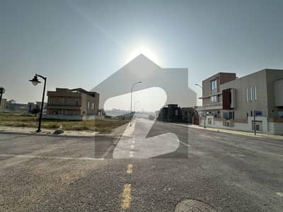 عمارکینیان ویوز اسلام آباد میں 10 مرلہ رہائشی پلاٹ 1.8 کروڑ میں برائے فروخت۔ عمارکینیان ویوز اسلام آباد میں 10 مرلہ رہائشی پلاٹ 1.8 کروڑ میں برائے فروخت۔