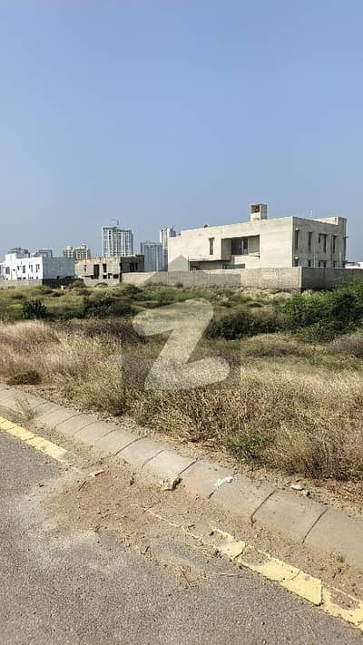 ڈی ایچ اے فیز 8 ڈی ایچ اے ڈیفینس,کراچی میں 1 کنال رہائشی پلاٹ 5.8 کروڑ میں برائے فروخت۔