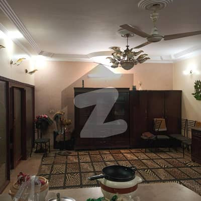 BUNGLOW 200 SQ YRD GROUND+2 3 BED DD PER FLOOR HOUSE FOR SALE IN FEDERAL. B. AREA BLOCK 12 BUNGLOW 200 SQ YRD GROUND+2 3 BED DD PER FLOOR HOUSE FOR SALE IN FEDERAL. B. AREA BLOCK 12