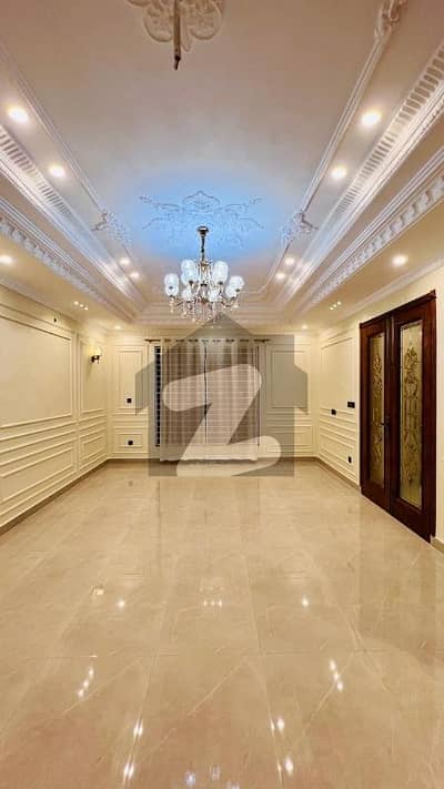 Buy Prime Location 20 Marla House At Highly Affordable Price