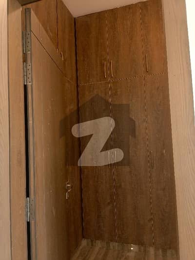 بحریہ انکلیو بحریہ ٹاؤن,اسلام آباد میں 6 کمروں کا 1 کنال مکان 3.3 لاکھ میں کرایہ پر دستیاب ہے۔