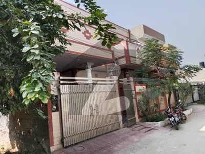 آفیسرز کالونی سرگودھا میں 5 کمروں کا 8 مرلہ مکان 2.25 کروڑ میں برائے فروخت۔