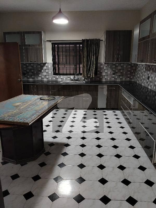 ڈی ایچ اے فیز 4 ڈی ایچ اے ڈیفینس,کراچی میں 5 کمروں کا 1 کنال مکان 4.0 لاکھ میں کرایہ پر دستیاب ہے۔