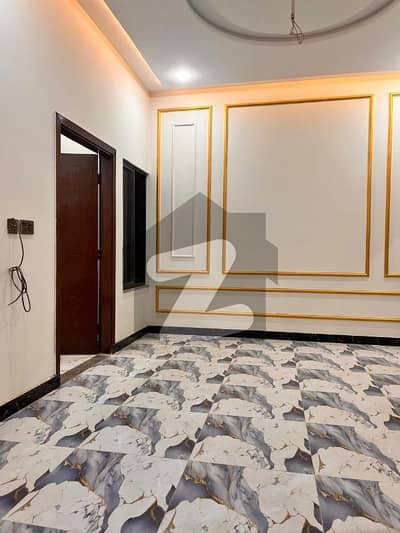 ناردرن بائی پاس ملتان میں 3 کمروں کا 3 مرلہ مکان 1.05 کروڑ میں برائے فروخت۔