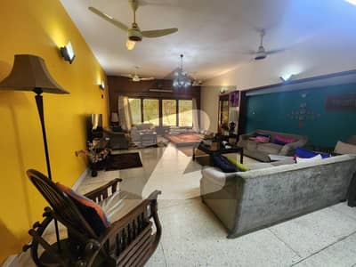 ڈی ایچ اے فیز 1 ڈی ایچ اے ڈیفینس,کراچی میں 6 کمروں کا 2 کنال مکان 22.0 کروڑ میں برائے فروخت۔