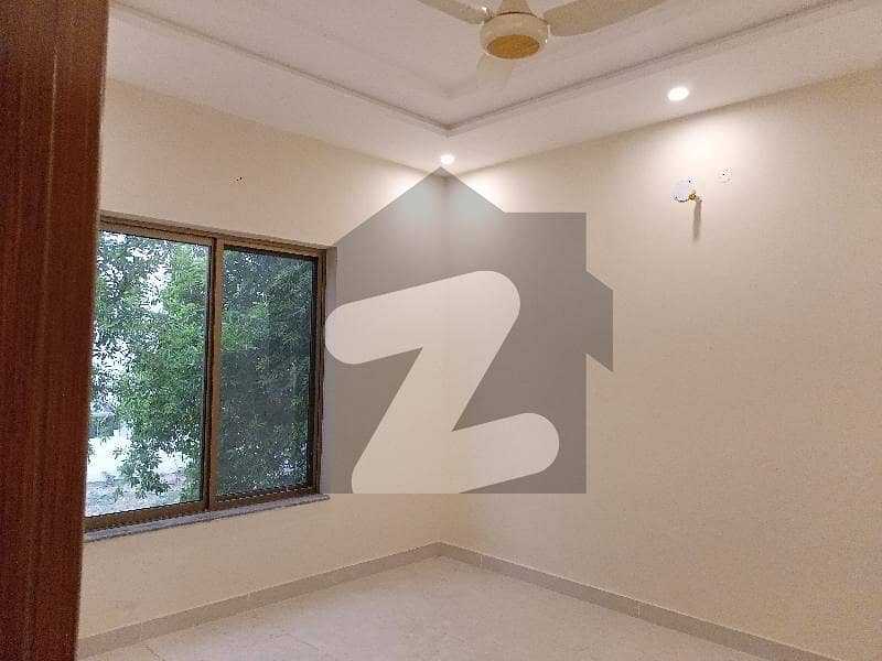 Beautiful House Available For Sale Beautiful House Available For Sale