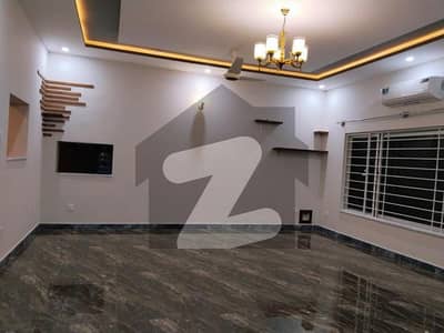 ڈی ایچ اے فیز 5 - سیکٹر اے ڈی ایچ اے ڈیفینس فیز 5,ڈی ایچ اے ڈیفینس,اسلام آباد میں 3 کمروں کا 1 کنال زیریں پورشن 1.25 لاکھ میں کرایہ پر دستیاب ہے۔ ڈی ایچ اے فیز 5 - سیکٹر اے ڈی ایچ اے ڈیفینس فیز 5,ڈی ایچ اے ڈیفینس,اسلام آباد میں 3 کمروں کا 1 کنال زیریں پورشن 1.25 لاکھ میں کرایہ پر دستیاب ہے۔