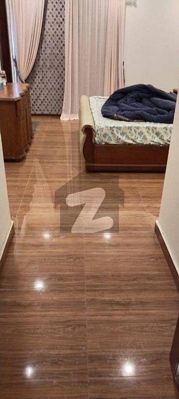 ایف ۔ 10 اسلام آباد میں 3 کمروں کا 10 مرلہ فلیٹ 2.1 لاکھ میں کرایہ پر دستیاب ہے۔