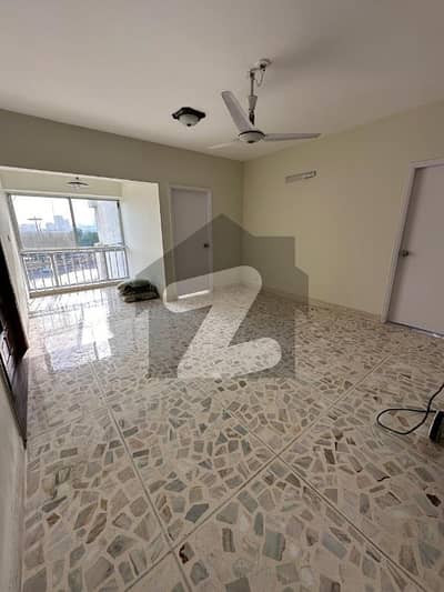 Apartment For Sale In Clifton Block 7.