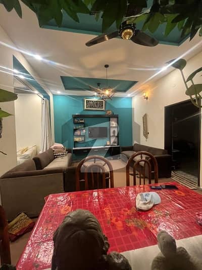 محافظ ٹاؤن فیز 2 محافظ ٹاؤن,لاہور میں 2 کمروں کا 5 مرلہ مکان 1.15 کروڑ میں برائے فروخت۔