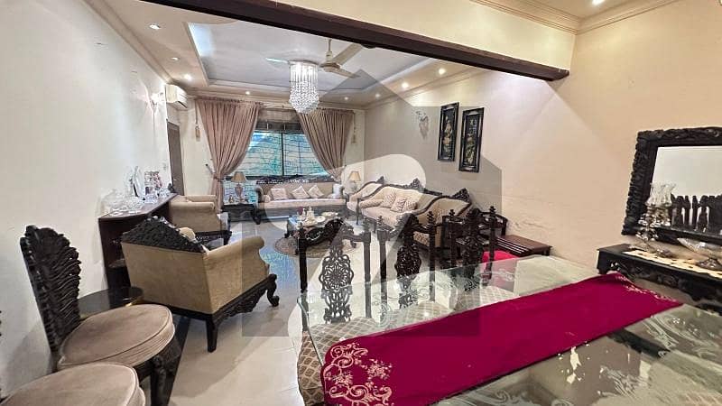 G-10 house for sale G-10 house for sale