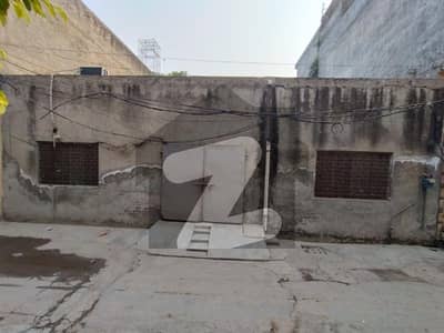 10 Marla Plot Available For Sale On A Prime Location 10 Marla Plot Available For Sale On A Prime Location