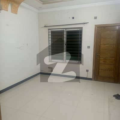 جی ۔ 13/2 جی ۔ 13,اسلام آباد میں 2 کمروں کا 7 مرلہ زیریں پورشن 85.0 ہزار میں کرایہ پر دستیاب ہے۔