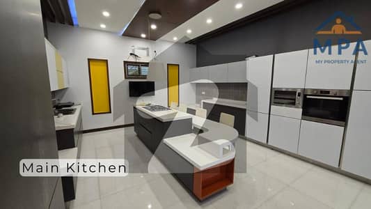 ڈی ایچ اے فیز 8 ڈی ایچ اے ڈیفینس,کراچی میں 6 کمروں کا 2 کنال مکان 28.75 کروڑ میں برائے فروخت۔