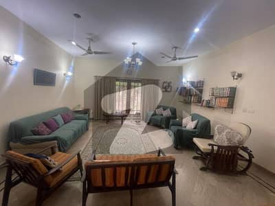 *SEA VIEW APARTMENT FOR RENT* *GROUND FLOOR