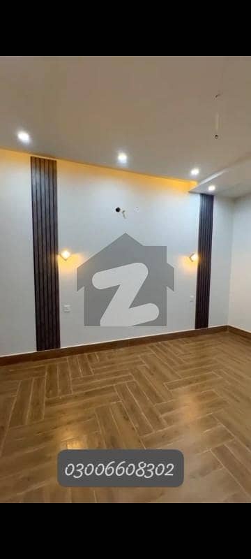 کینال روڈ فیصل آباد میں 4 کمروں کا 5 مرلہ مکان 1.1 لاکھ میں کرایہ پر دستیاب ہے۔