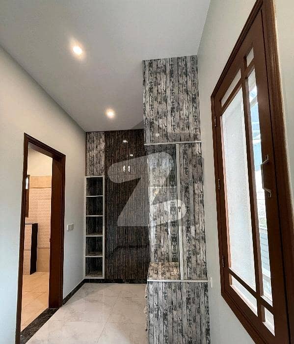 Chance Deal Very hot location With Paid Extraland.