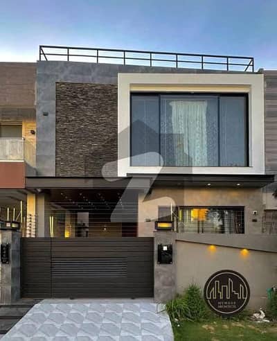 ڈی ایچ اے 9 ٹاؤن ڈیفنس (ڈی ایچ اے),لاہور میں 3 کمروں کا 5 مرلہ مکان 1.7 لاکھ میں کرایہ پر دستیاب ہے۔ ڈی ایچ اے 9 ٹاؤن ڈیفنس (ڈی ایچ اے),لاہور میں 3 کمروں کا 5 مرلہ مکان 1.7 لاکھ میں کرایہ پر دستیاب ہے۔