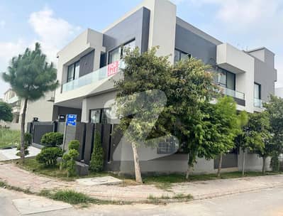 Corner 10 Marla Designer House For Sale