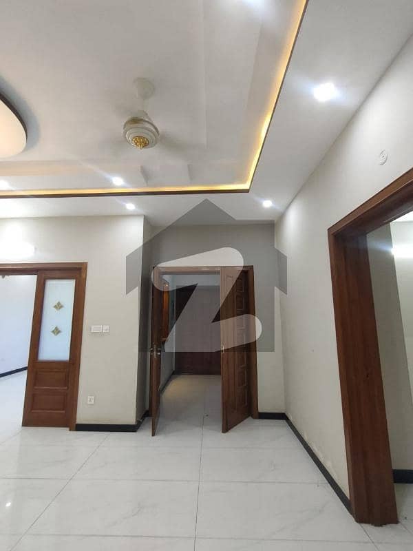 G 13 Full House Available For Rent