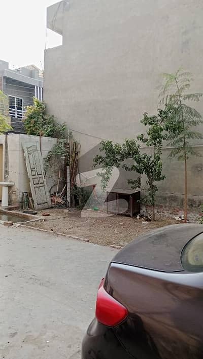 کشمیر روڈ فیصل آباد میں 5 مرلہ رہائشی پلاٹ 1.0 کروڑ میں برائے فروخت۔