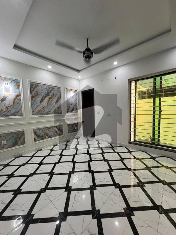 6 Marla Lower Portion