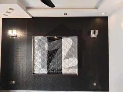 پی سی ایس آئی آر ہاؤسنگ سکیم فیز 2 پی سی ایس آئی آر ہاؤسنگ سکیم,لاہور میں 3 کمروں کا 1 کنال بالائی پورشن 95.0 ہزار میں کرایہ پر دستیاب ہے۔ پی سی ایس آئی آر ہاؤسنگ سکیم فیز 2 پی سی ایس آئی آر ہاؤسنگ سکیم,لاہور میں 3 کمروں کا 1 کنال بالائی پورشن 95.0 ہزار میں کرایہ پر دستیاب ہے۔