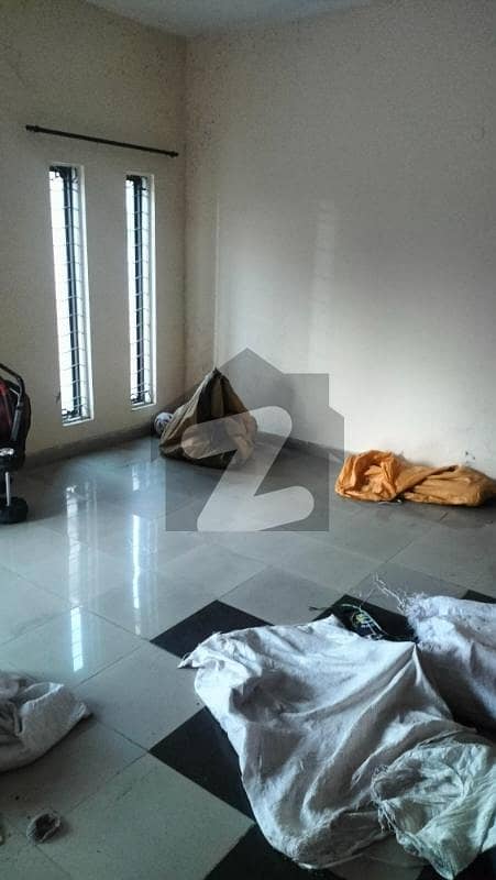 1 Kanal House For Sale