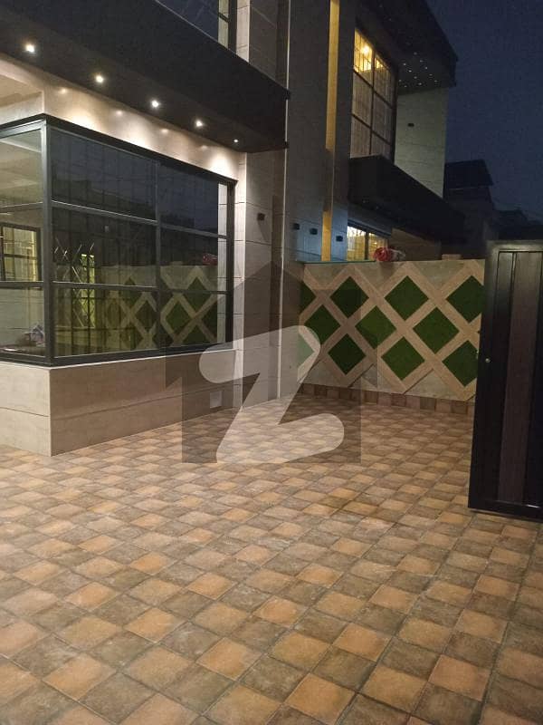 12 MARLA LUXARY HOUSE IN PIA HOUSING SCHEME