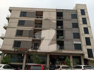 STUDIO APARTMENT /A BLOCK MAIN MARKAZ/B17 FOR RENT