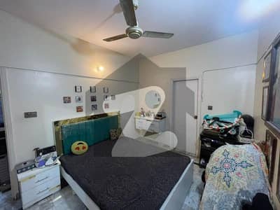 گلستانِِ جوہر ۔ بلاک 10 گلستانِ جوہر,کراچی میں 1 کمرے کا 3 مرلہ فلیٹ 16.0 ہزار میں کرایہ پر دستیاب ہے۔