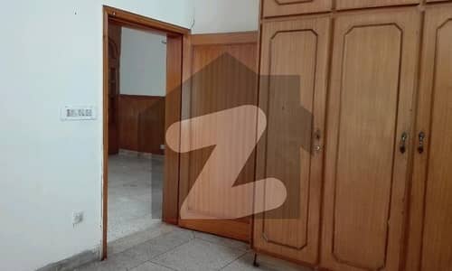 Get Your Hands On House In Lahore Best Area