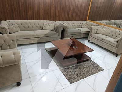 ایف ۔ 8 مرکز ایف ۔ 8,اسلام آباد میں 4 مرلہ دفتر 3.1 کروڑ میں برائے فروخت۔