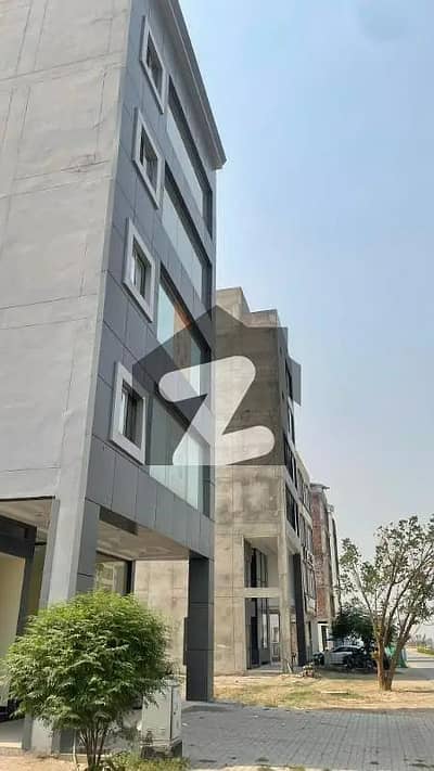 پارک ویو سٹی - براڈوے کمرشل پارک ویو سٹی,لاہور میں 5 مرلہ عمارت 10.0 کروڑ میں برائے فروخت۔