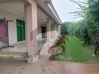 FARM HOUSE FOR SALE NEAR ASKARI 10
