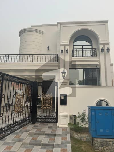 10 Marla House Grey Structure For Sale In Park View City