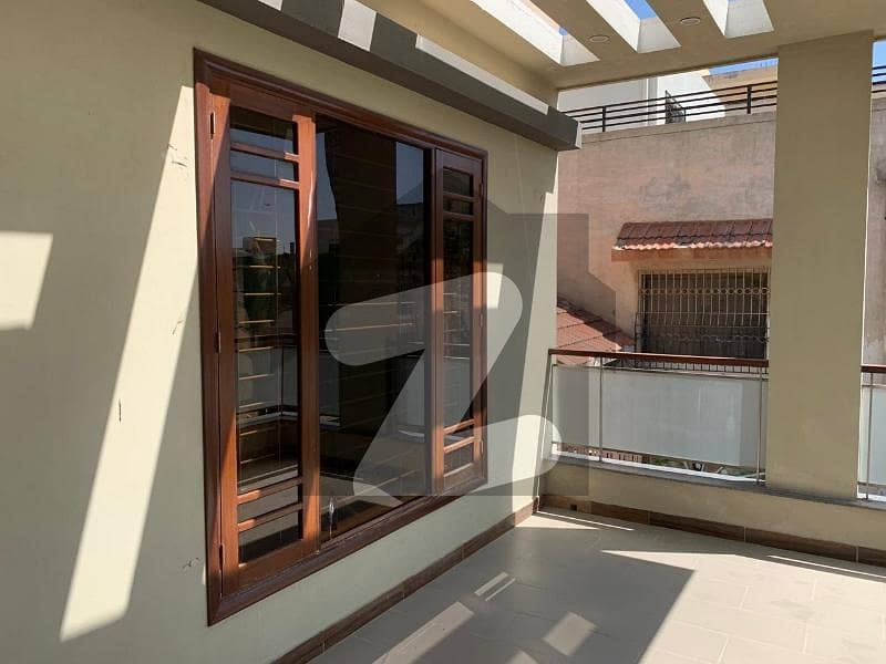 portion for urgnd sale Nazimbad 1